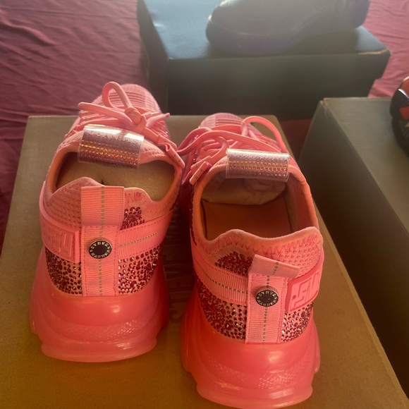 Steve Madden Pink Glitter Athletic Shoes - Picture 3 of 8